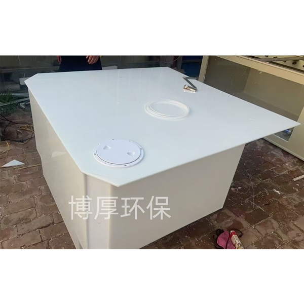 无人机水箱兼起降平台可定制